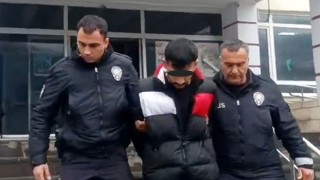 Adana’da öğrencilere cinsel istismarda bulunduğu öne sürülen zanlı tutuklandı