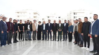 Muratpaşa Belediye Başkan adayı Manavoğlu, ANTİAD’ı ziyaret etti