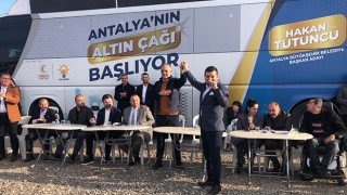 Muratpaşa Belediye Başkan Adayı Manavoğlu, Tütüncü’nün mitingine katıldı