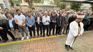 Alanya’da, İsrail saldırılarında hayatını kaybeden Filistinliler için gıyabi cenaze namazı