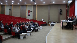 Altınözü Belediyesi nisan ayı meclis toplantısının ilk oturumu yapıldı