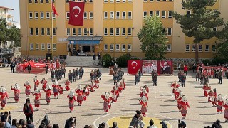 Antalya ve çevre illerde 23 Nisan Ulusal Egemenlik ve Çocuk Bayramı kutlandı