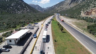 Antalya’da jandarma havadan ve karadan trafik denetimi yaptı
