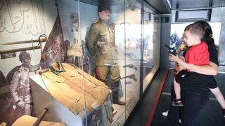 Çanakkale Savaşları Mobil Müze Tırı, Hatay’da ziyarete açıldı