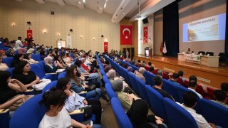 OKÜ’de Filistin Paneline Yoğun İlgi