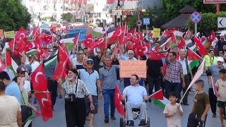 Mersin’de Filistin’e destek yürüyüşü düzenlendi