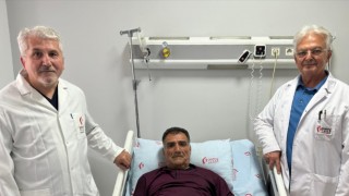 Isparta’da bir kişinin karnından 8 kilogram tümör çıkarıldı