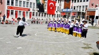 Kadirli Kaymakamı Erdinç Dolu, Öğrencilerle İlköğretim Haftası'nı Kutladı