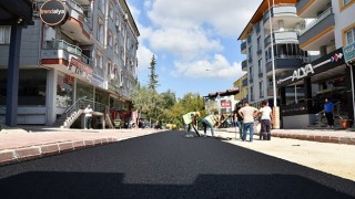 Kafeler Caddesi Asfalt Yol ve Kaldırım Düzenlemeleriyle Modernleşiyor