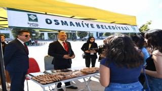 Osmaniye'de Üniversite Öğrencileri "Fıstık" Gibi Karşılandı