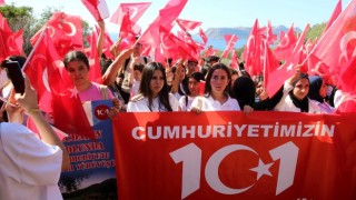 Antalya’da ”Ecdadın Yolunda Cumhuriyet’e Saygı Yürüyüşü” yapıldı