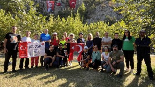 Olimpos’ta kaya tırmanışıyla Cumhuriyet’in 101. yılı kutlandı