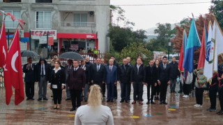 Adana, Mersin ve Hatay’ın ilçelerinde Öğretmenler Günü kutlandı