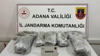 Adana’da 6 kilogram uyuşturucuyla yakalanan 2 kişi tutuklandı