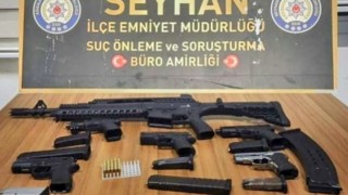 Adana’da evinde 6 ruhsatsız silah bulunan şüpheli tutuklandı