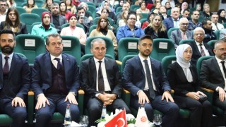 Adana’da kamu görevlileri dezenformasyonla mücadele eğitimi almaya başladı