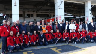 Antalya’da uçakta çıkan yangına 23 saniyede müdahale eden ekibe teşekkür ziyareti