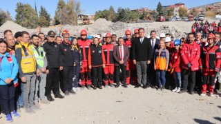 Burdur’da 5,7 büyüklüğünde deprem senaryosuyla tatbikat yapıldı