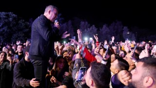 Haluk Levent, Antalya Kültür Yolu Festivali’nde konser verdi