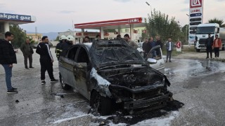 Hatay’da otomobilde çıkan yangın söndürüldü