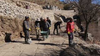 Sagalassos Antik Kenti’nde anıtsal Hadrianus Çeşmesi ayağa kaldırılıyor