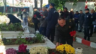 Şehit Uzman Onbaşı Bünyamin Çabuk, Adana’daki kabri başında anıldı