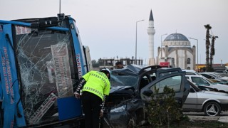 Adana’da cip ile halk otobüsünün çarpıştığı kazada 7 kişi yaralandı