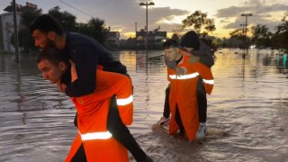 Antalya’da şiddetli yağış etkili oldu