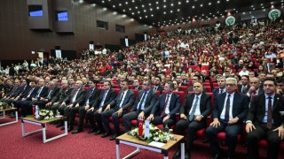 ”Doğu Akdeniz Kariyer Fuarı” Adana’da başladı