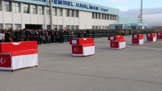 Isparta’da helikopter kazasında şehit olan askerlerin cenazeleri memleketlerine uğurlandı