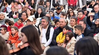 Kepez’de ”Yılbaşı Festivali” düzenlendi