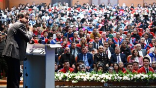 Selçuk Bayraktar, Burdur MAKÜ’de Fahri Doktora Tevcih Töreni’nde konuştu: