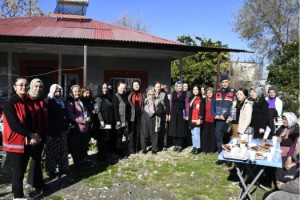 Kadirli'de “Kadın Buluşmaları” Köylerde Devam Ediyor