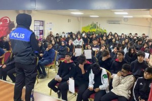 Öğrencilere Polislik Mesleği Tanıtıldı