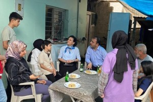 7 Çocuğuna Tek Başına Bakan Babaya Sürpriz Ziyaret