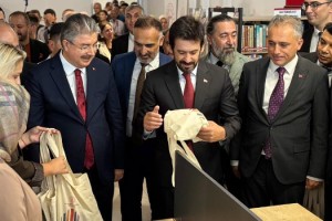 Türkiye’de İlk Hastane İçi Kütüphane Osmaniye’de Açıldı