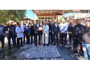 Yılın Ahisi Seçilen Reşat Şahan Ödülünü Aldı