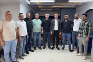 Başkan Uyutmaz, İlkokul Arkadaşlarıyla Bir Araya Geldi