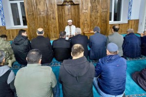 Toprakkale Çarşı Camii’nde 6 Şubat Şehitleri İçin Sabah Namazı Buluşması