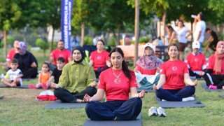 Osmaniye Millet Bahçesi’nde Yoga Günü Coşkusu