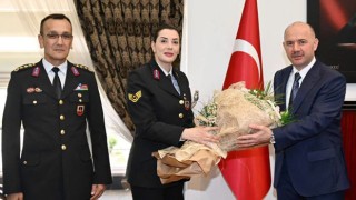 Vali Serdengeçti, Jandarma Personelini Makamında Ağırladı