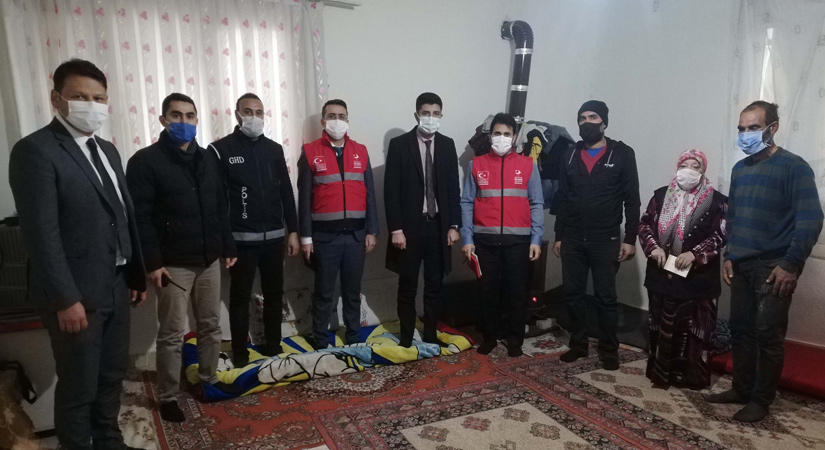 Evi yanan Suriyeli aileye yardım yapılacak