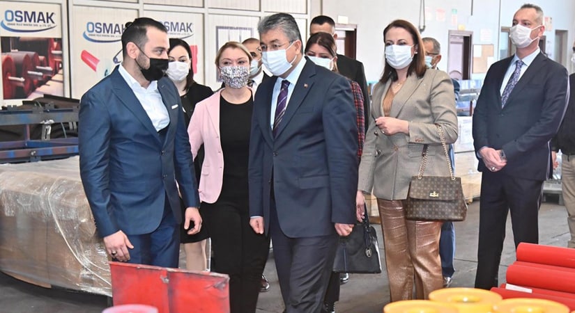 Vali Yılmaz’dan Rulo makine tesislerine ziyaret