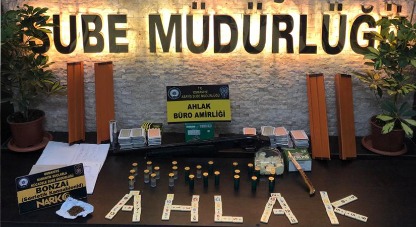 Polisten kumar baskını, 6 kişiye para cezası yazıldı
