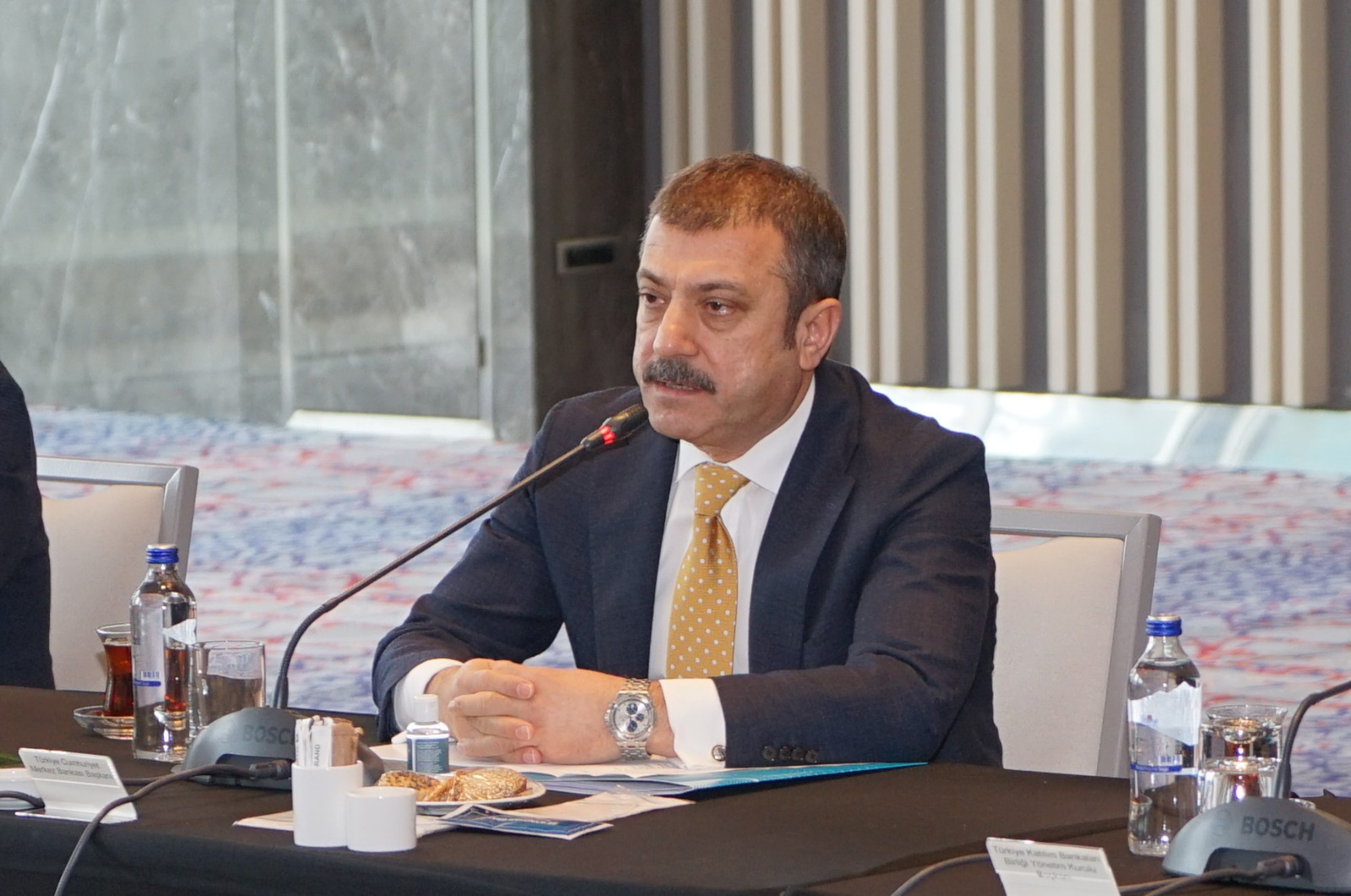 Merkez Bankası Başkanı’ndan sıkı parasal duruş mesajı