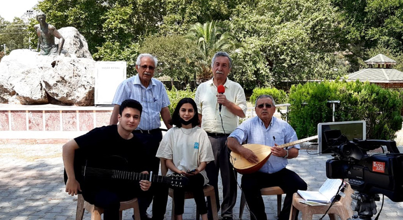 Yaşar Kemal Parkı’nda, Şiir ve türküler dile geldi
