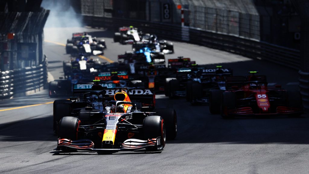 F1’de zafer Verstappen’in