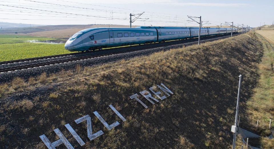 "Hızlı tren Sivas için büyük avantaj olacak"